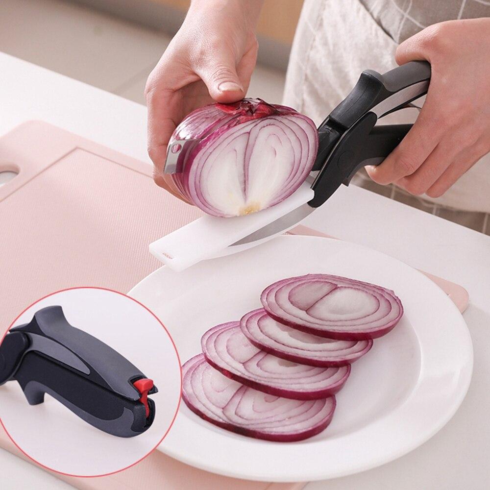 2 in 1 Kitchen Scissors & Board PeekWise