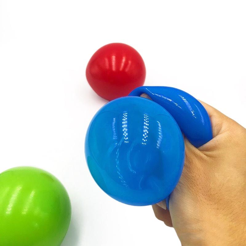 Sticky Ceiling Balls (4Pcs)