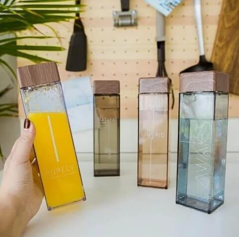 Wood Grain Water Bottle PeekWise