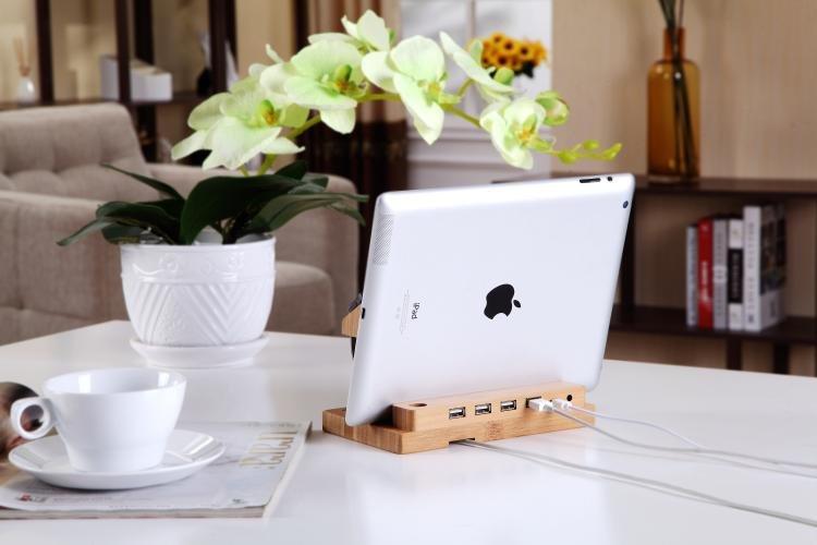 Bamboo Docking Station USB Ports PeekWise