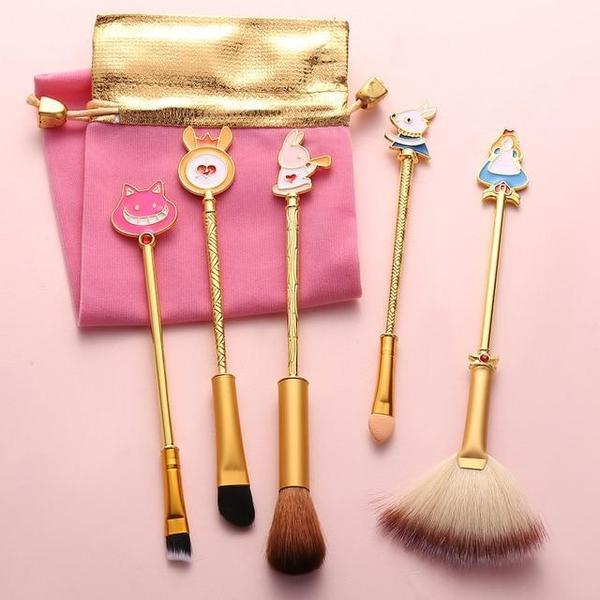 Alice in Wonderland Makeup Brushes