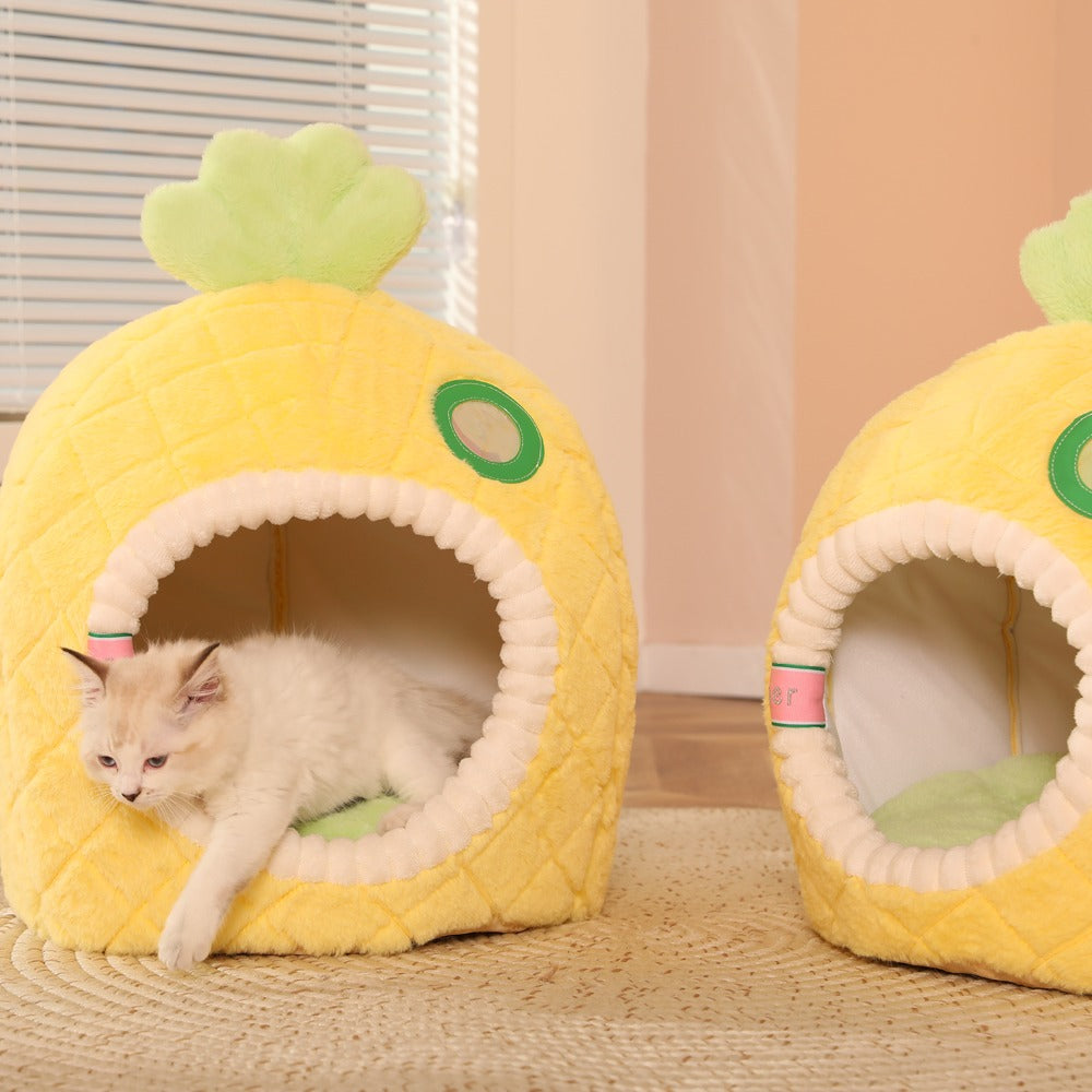 Cozy Fleece-Quilted Pineapple Pet Bed