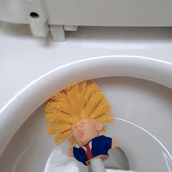 Donald Trump Toilet Brush Set