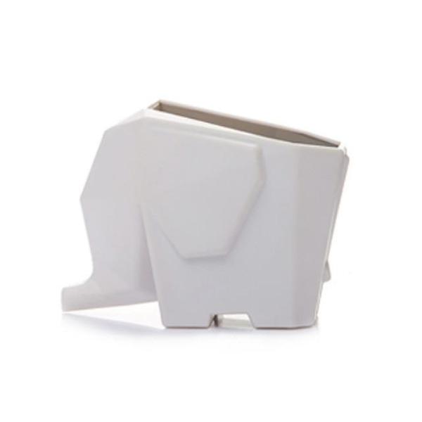 Elephant Holder And Trunk Drainer