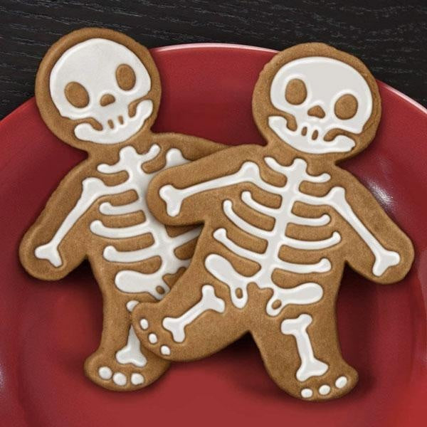 Gingerbread Man Cookie Cutter And Skeleton Stamper