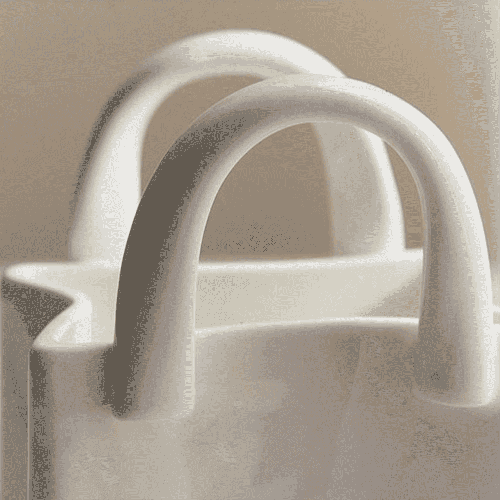 Handbag Vase PeekWise