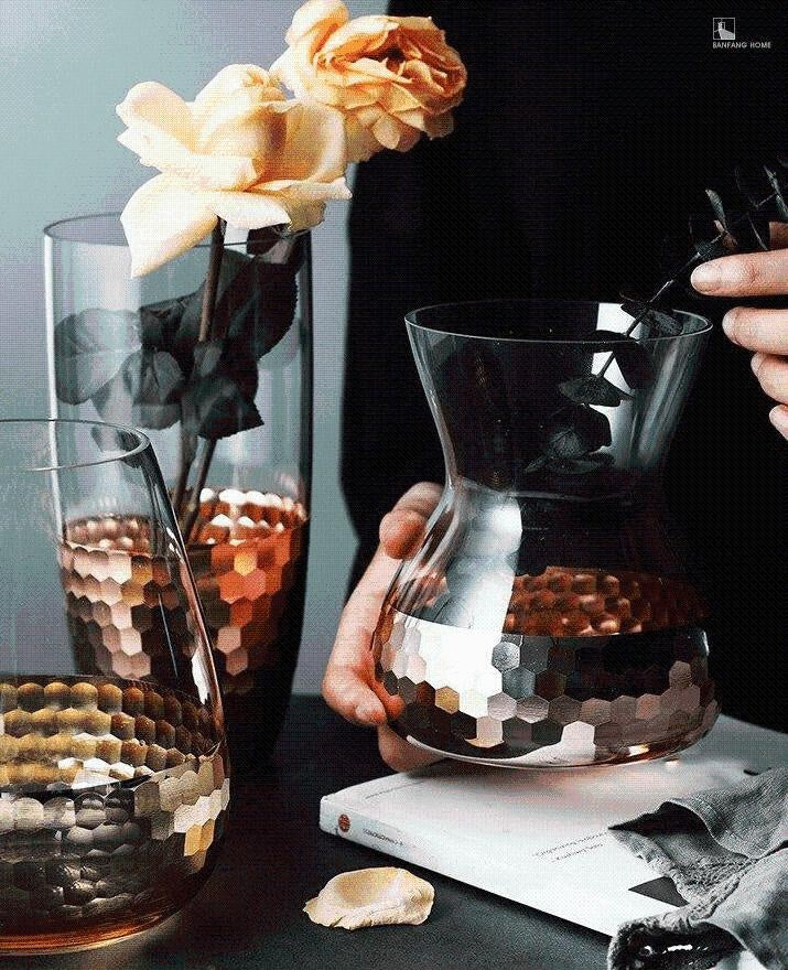 Honeycomb Vase PeekWise