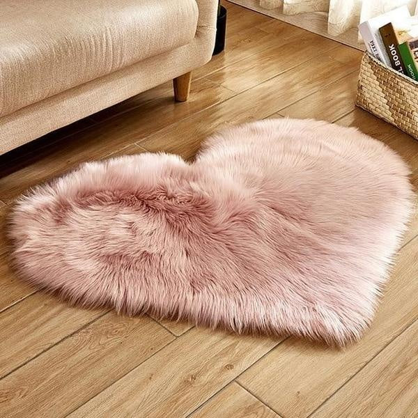 Love Heart Shaped Faux Sheepskin Fur Rug
