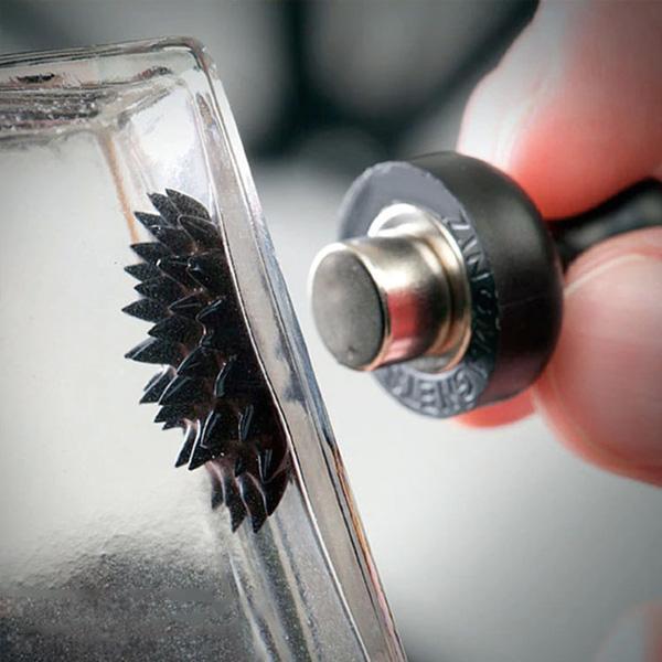 Magnetic Ferrofluid Toy with Magnets