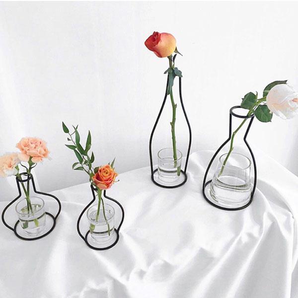 Minimalist Abstract Lines Iron Frame Vase