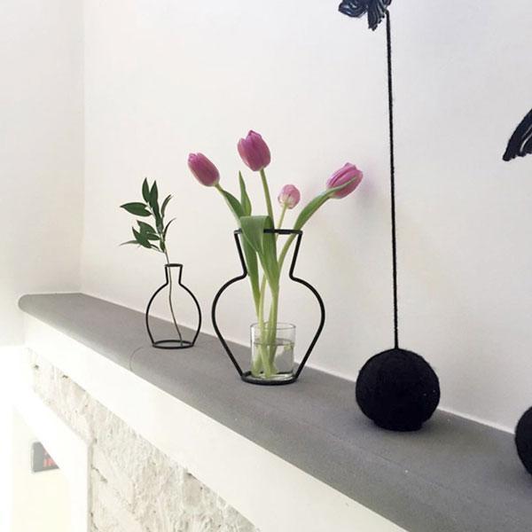 Minimalist Abstract Lines Iron Frame Vase