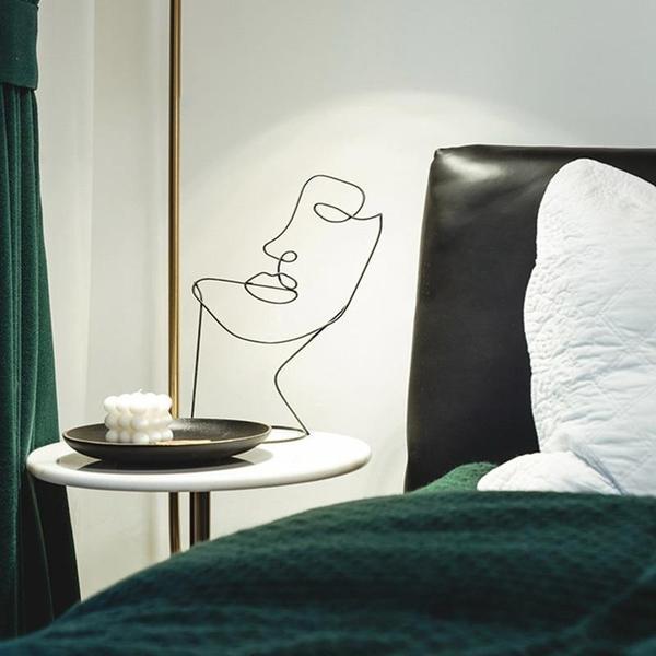 Modern Abstract Single Line Face Head Decorative Art