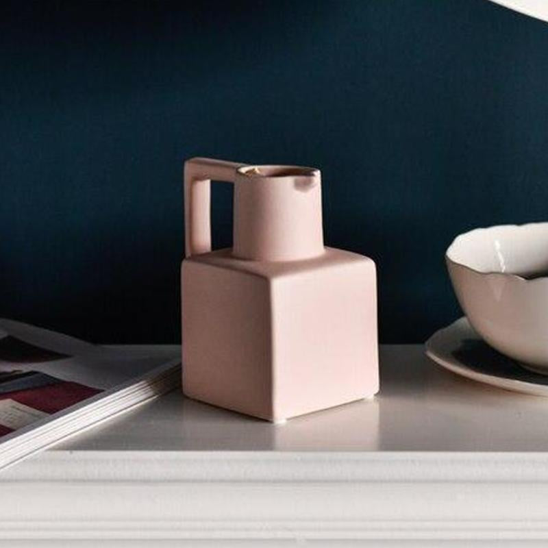 Matte Vase PeekWise