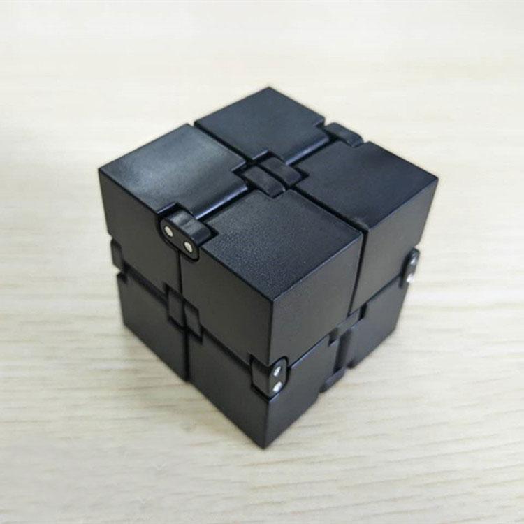 Infinity Cube PeekWise