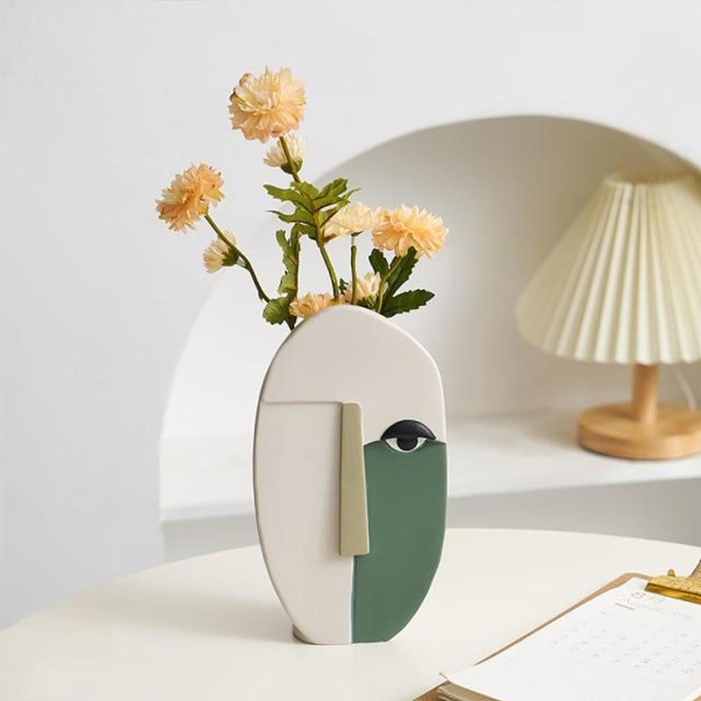 One Look Vase PeekWise