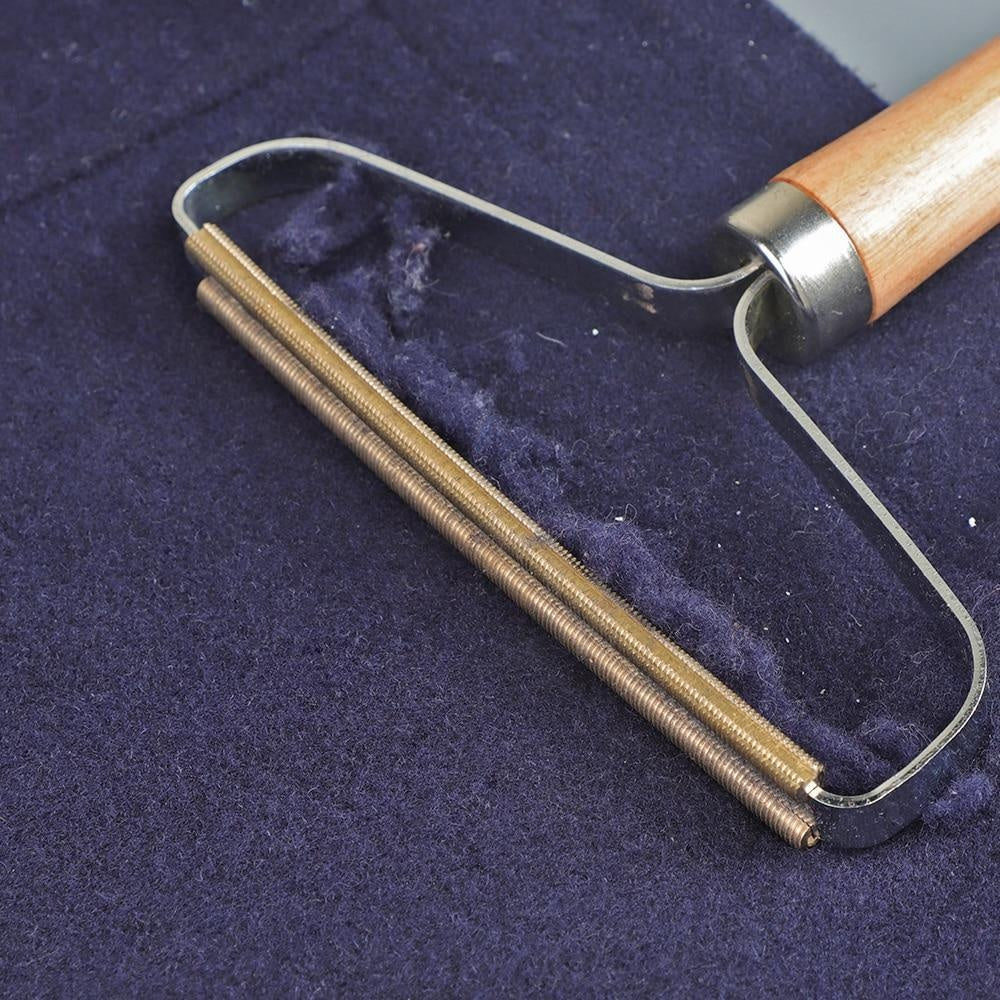Battery-Free Lint Remover - PeekWise