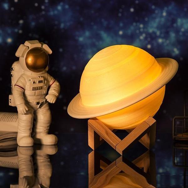 Planet Saturn 3D Nightlight (16 Color Display)