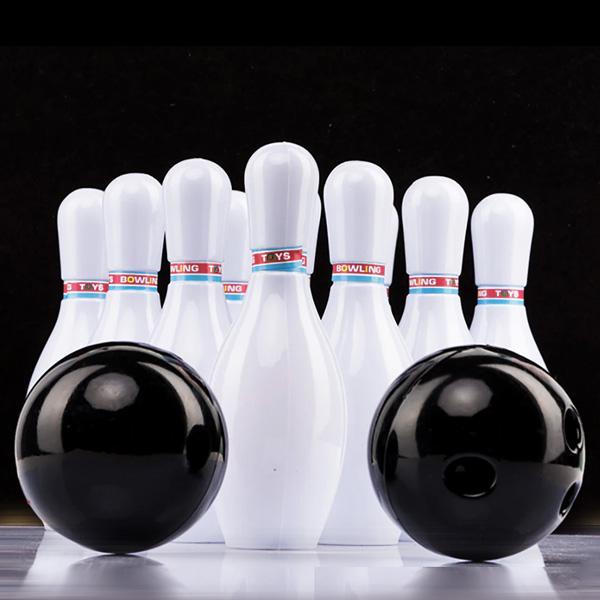 Portable Home And Outdoor Bowling Game Set