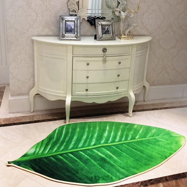 Realistic Leaf Rug