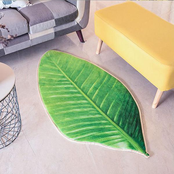 Realistic Leaf Rug