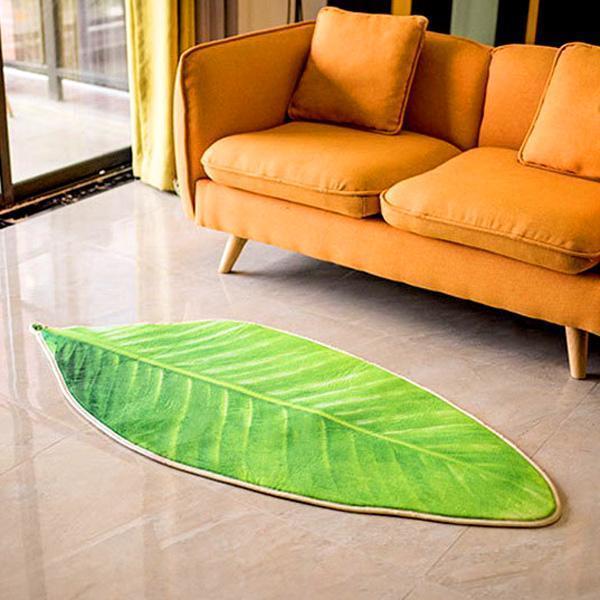 Realistic Leaf Rug