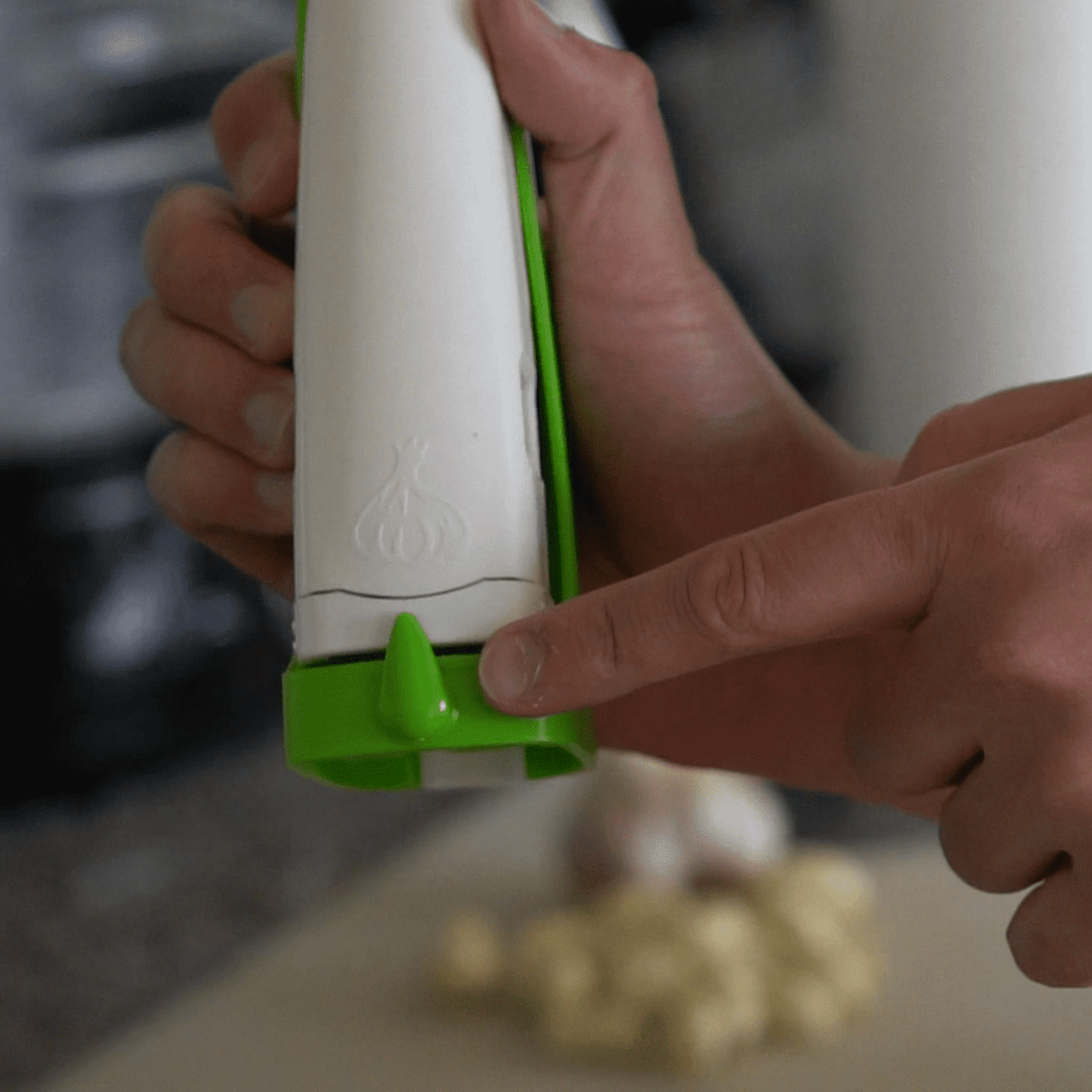 Garlic Grip PeekWise