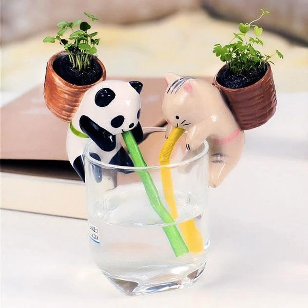 Self Watering Animal Straw Flowerpot Planter