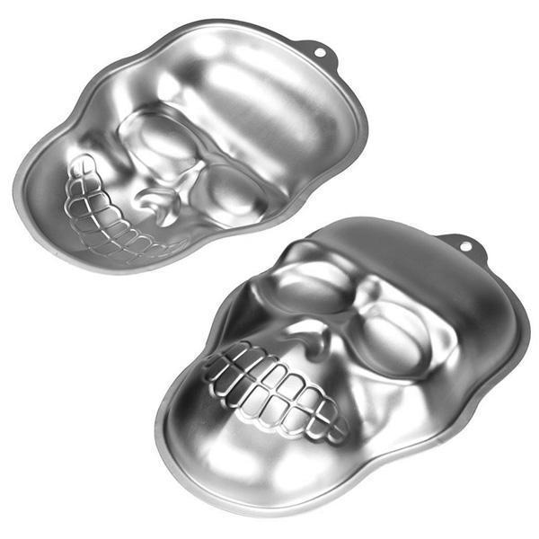 Skull Baking Pan