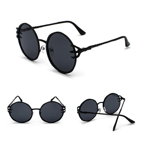 Skull Claw Round Sunglasses