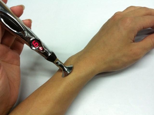 Electric Acupuncture Magnet Therapy Pen PeekWise