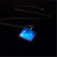 Thumbnail for Lyss - Glowing Pyramid Crystal Necklaces
