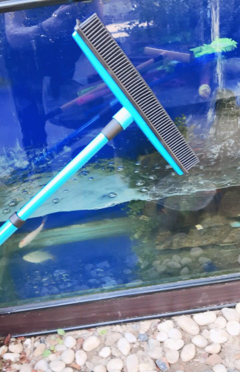 Collectibroom - Rubber Bristle Broom