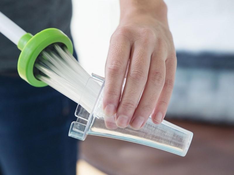 Critter Catcher - Humane Insect Grabbing Stick