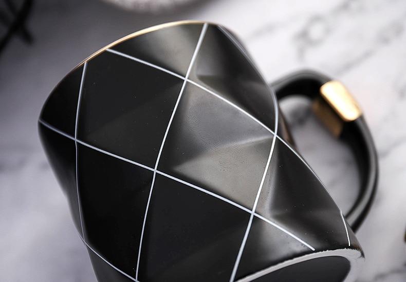 Geometric "Simple" Mug PeekWise