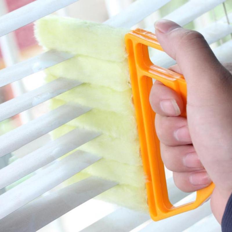 GoBtween - Microfiber Blind Cleaner
