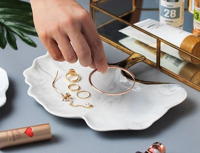 Leaf Jewelry Plate PeekWise