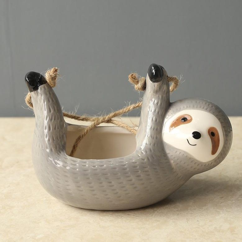 Hanging Sloth Pot PeekWise