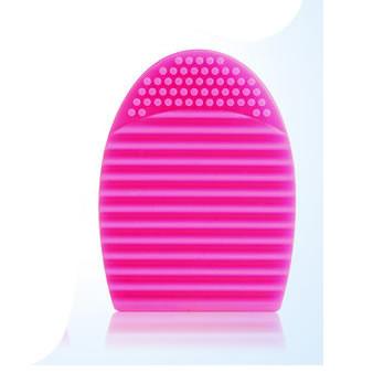 The Amazing Makeup Brush Cleaner