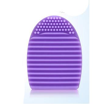 The Amazing Makeup Brush Cleaner