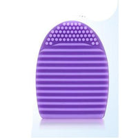 Thumbnail for The Amazing Makeup Brush Cleaner