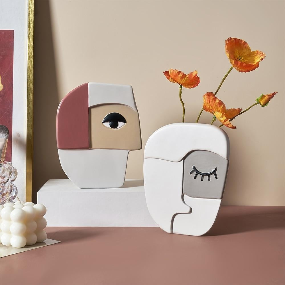 One Look Vase PeekWise