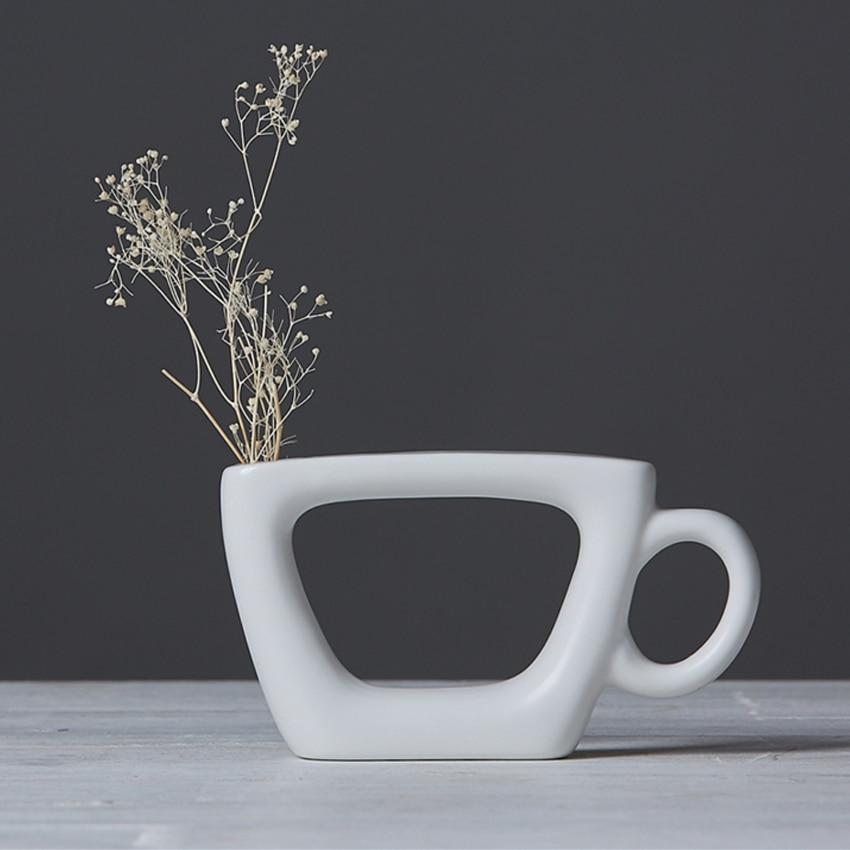 Tea-Shaped Ceramic Vase PeekWise
