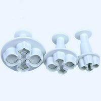 Thumbnail for 3 Piece Set - Flower Shape Pastry Decorating Tools