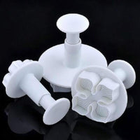 Thumbnail for 3 Piece Set - Flower Shape Pastry Decorating Tools