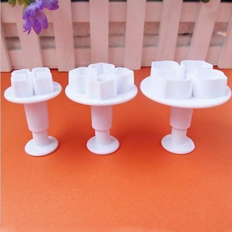 3 Piece Set - Flower Shape Pastry Decorating Tools