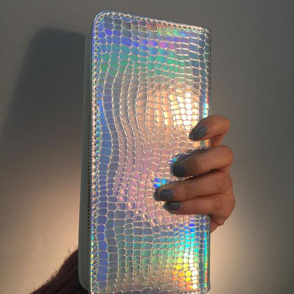 Hologram Effect Zipper Clutch Bag PeekWise
