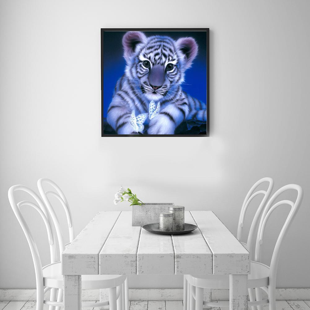 Playful Baby Tiger - GemPaint™ Kit
