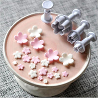 Thumbnail for 4 Piece Set - Plum Flower Shape Pastry Decorating Tools