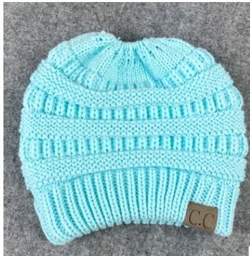 Chunky Knit Beanie Hat pony tail pocket PeekWise