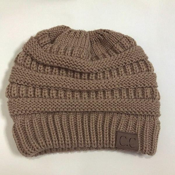 Chunky Knit Beanie Hat pony tail pocket PeekWise